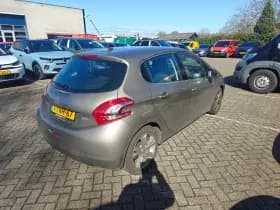 Peugeot 208 thumbnail 3