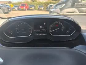 Peugeot 208 thumbnail 6