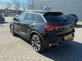 Volkswagen T-Roc thumbnail 4