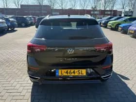 Volkswagen T-Roc thumbnail 6