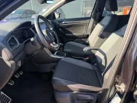 Volkswagen T-Roc thumbnail 7