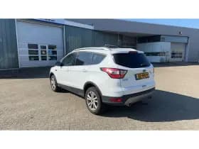 Ford Kuga thumbnail 2