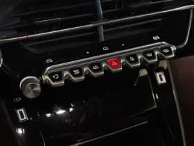 Peugeot e-2008 thumbnail 8