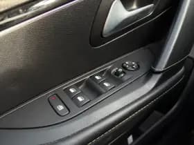 Peugeot e-208 thumbnail 26