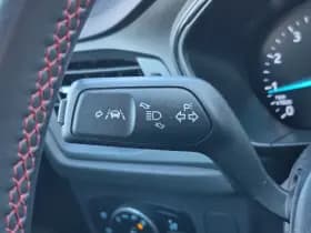 Ford Focus thumbnail 11
