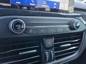 Ford Focus thumbnail 19