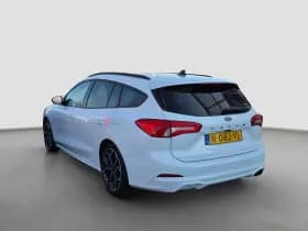 Ford Focus thumbnail 3