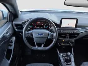 Ford Focus thumbnail 10