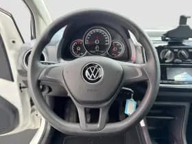 Volkswagen Up! thumbnail 10