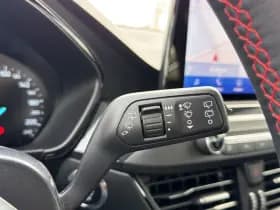 Ford Focus thumbnail 12
