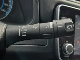 Nissan Leaf thumbnail 14