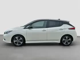 Nissan Leaf thumbnail 3
