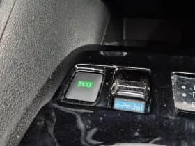Nissan Leaf thumbnail 25