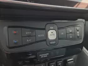 Nissan Leaf thumbnail 30