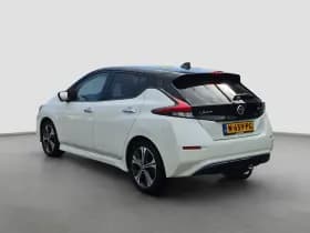 Nissan Leaf thumbnail 9