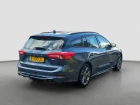 Ford Focus thumbnail 3