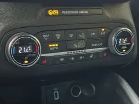 Ford Focus thumbnail 21