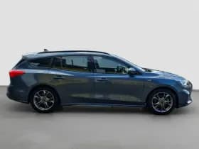 Ford Focus thumbnail 4