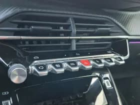 Peugeot e-2008 thumbnail 25
