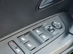 Peugeot e-2008 thumbnail 35