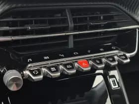 Peugeot 208 thumbnail 23