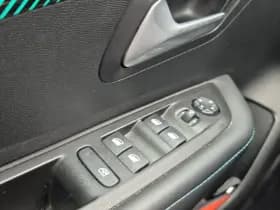 Peugeot 208 thumbnail 30