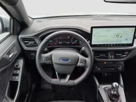 Ford Focus thumbnail 12