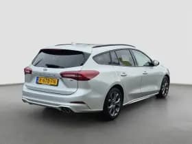Ford Focus thumbnail 8