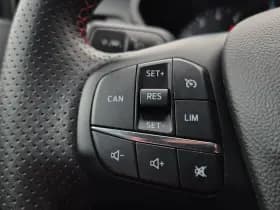 Ford Focus thumbnail 9
