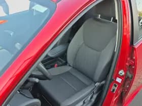 Toyota Yaris thumbnail 15