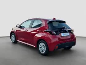 Toyota Yaris thumbnail 8