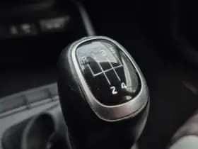 Kia Rio thumbnail 22