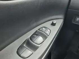 Nissan Pulsar thumbnail 23