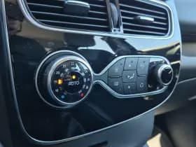 Renault Clio thumbnail 27
