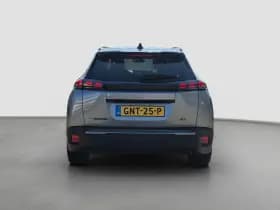 Peugeot e-2008 thumbnail 3