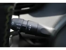 Peugeot 208 thumbnail 10