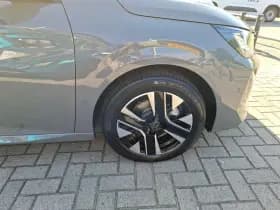 Peugeot 208 thumbnail 42