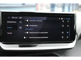 Peugeot 208 thumbnail 39