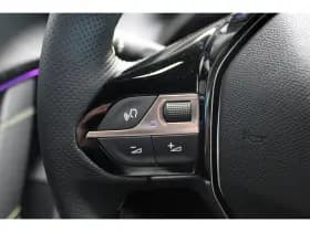 Peugeot e-208 thumbnail 12