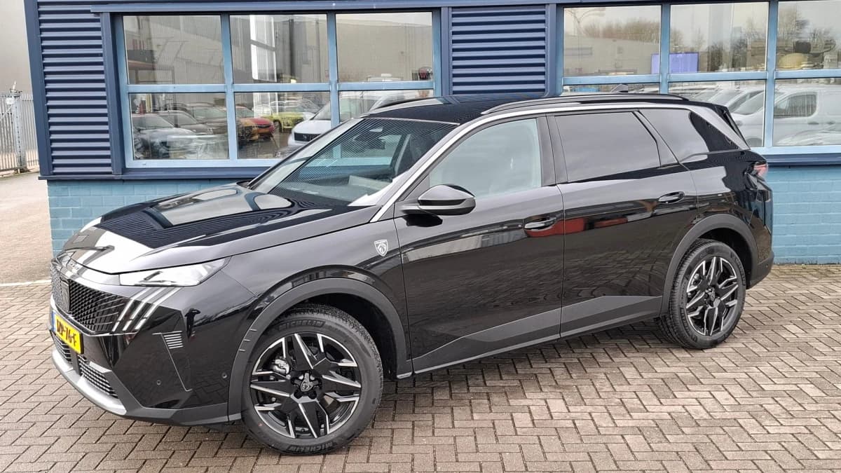 Peugeot 5008 — foto 1