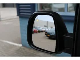 Peugeot E-Expert thumbnail 14