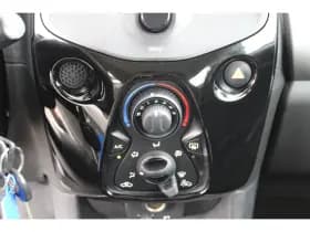 Peugeot 108 thumbnail 25