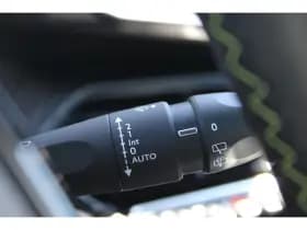 Peugeot e-208 thumbnail 24