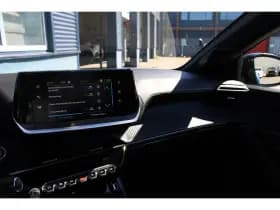 Peugeot e-208 thumbnail 25