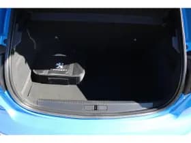 Peugeot e-208 thumbnail 6