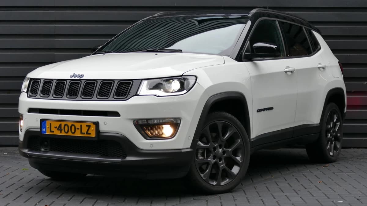 Jeep Compass — foto 1