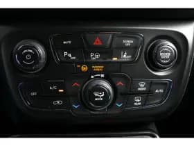 Jeep Compass thumbnail 32