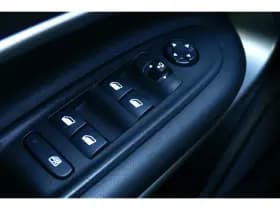 Jeep Avenger thumbnail 15