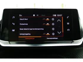 Peugeot 2008 thumbnail 25