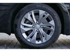 Peugeot e-208 thumbnail 10